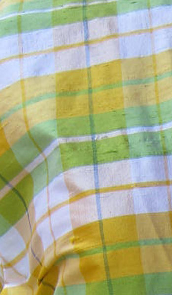 Doupion-Seide Karo gelb-grün-apricot, 100 % Seide, ca. 120cm breit
