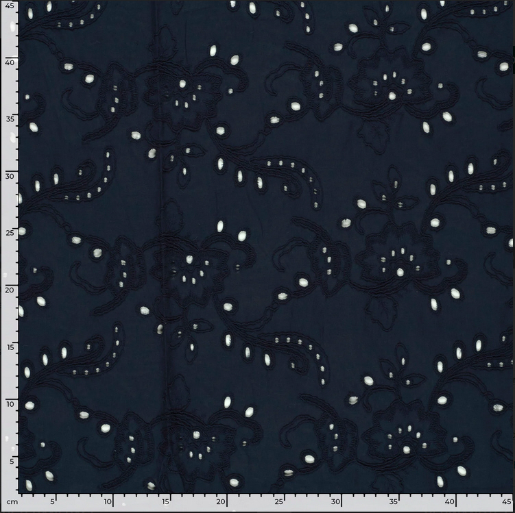 Baumwoll-Lochstickerei, dunkelblau, 135 cm, 110 gr/m2, 100%co ökoTex-zertifiziert
